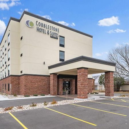 Cobblestone Hotel & Suites - Mosinee Luaran gambar